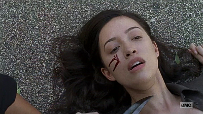 The Walking Dead - Heart Still Beating 7 8 - rosita face cut